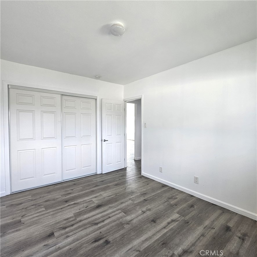 320 E Hullett - Photo 9