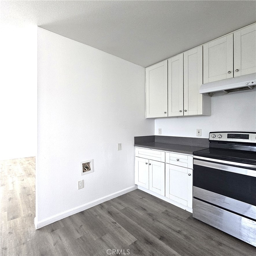 320 E Hullett - Photo 1