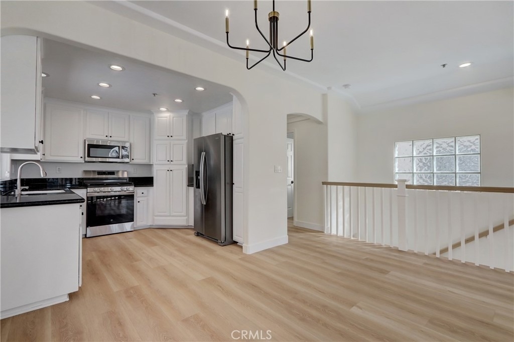 1608 Herrin Street - Photo 8