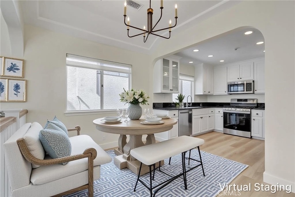 1608 Herrin Street - Photo 6