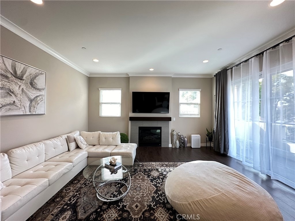 342 Myrtle - Photo 1