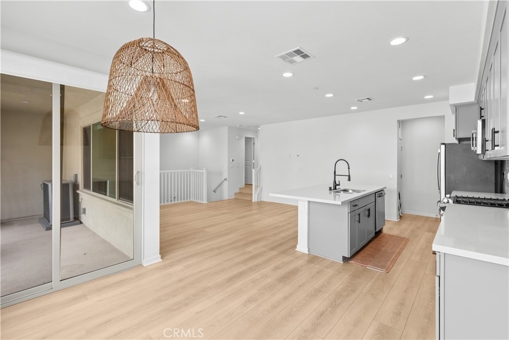 604 White Oaks - Photo 9