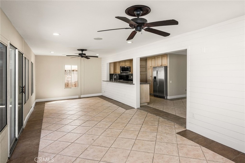 1129 Iris - Photo 16