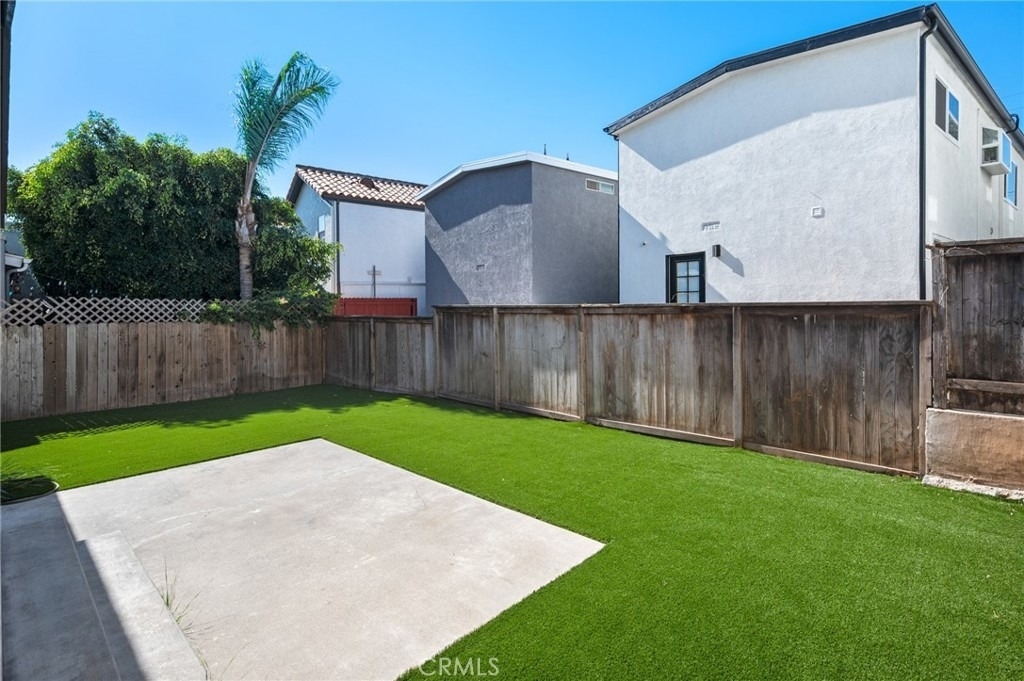 845 2nd Street - Photo 31