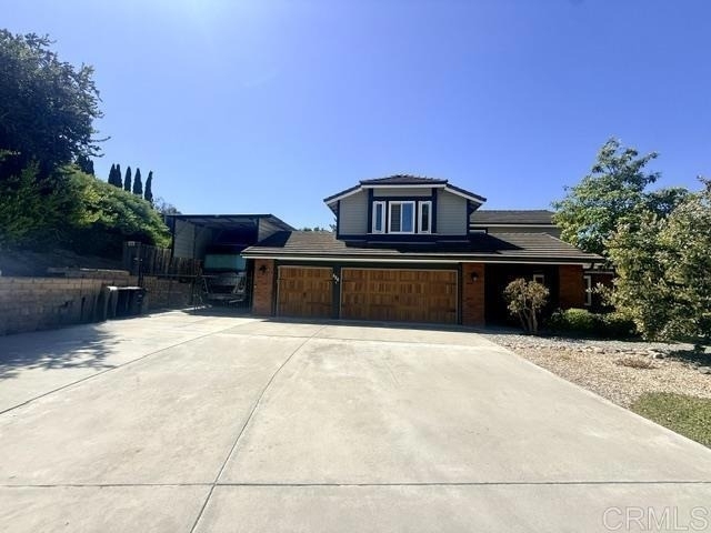 526 Trailridge Drive - Photo 0