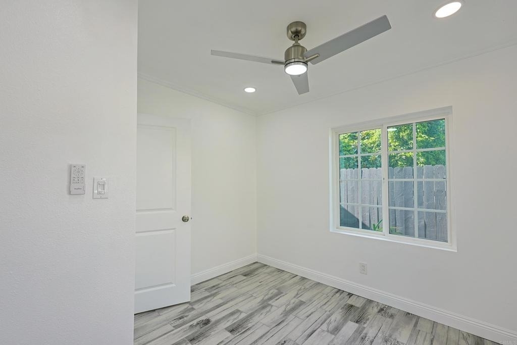 1925 Prospect St - Photo 12