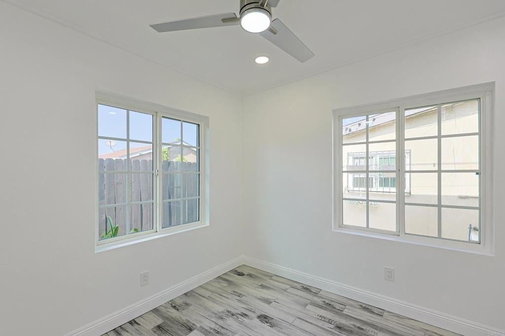 1925 Prospect St - Photo 13