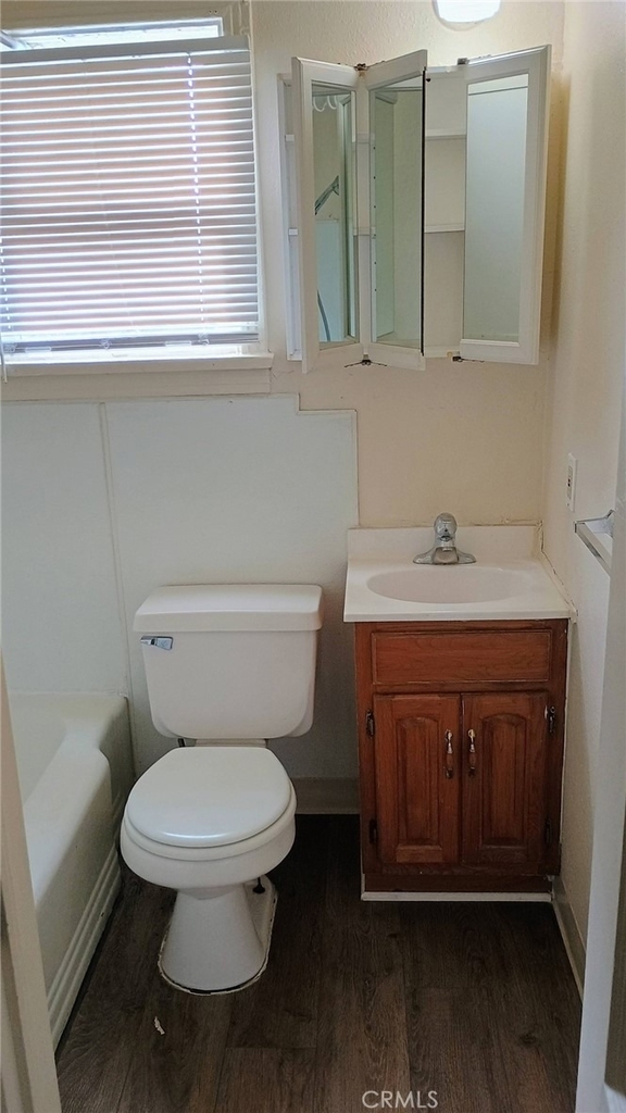 1508 Mentone Avenue - Photo 3
