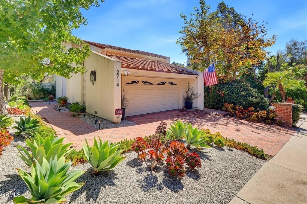 2714 Claray Drive - Photo 2
