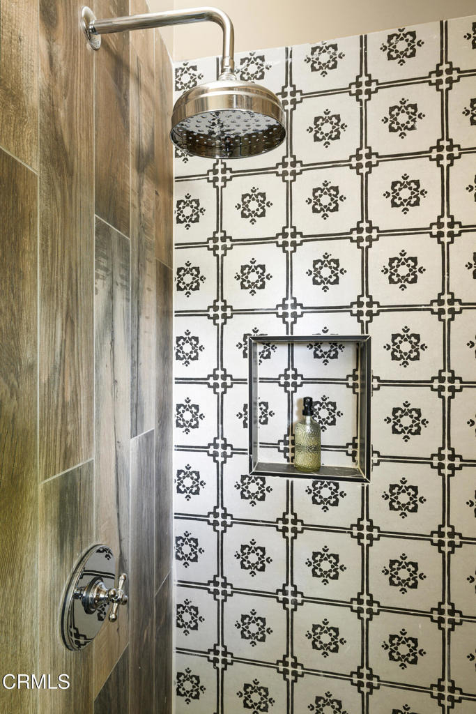 529 N Hill Avenue - Photo 11