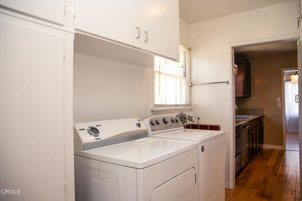7601 Flight Avenue - Photo 12