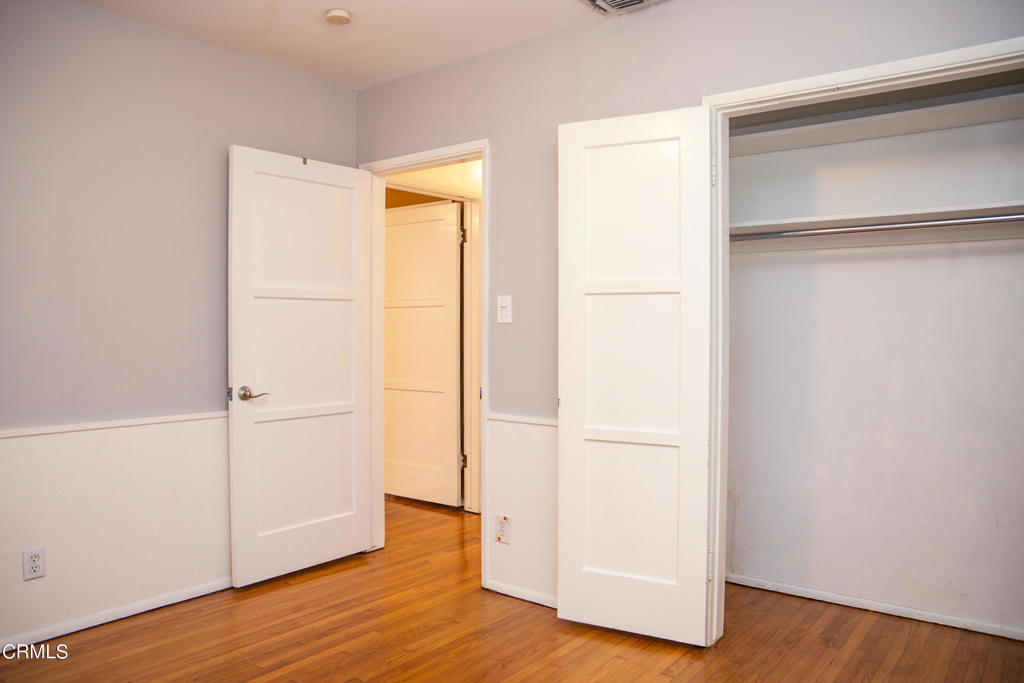7601 Flight Avenue - Photo 27