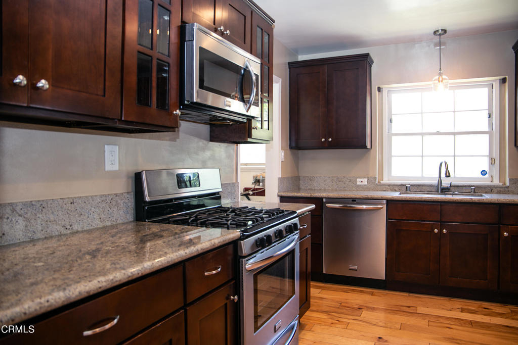 7601 Flight Avenue - Photo 10