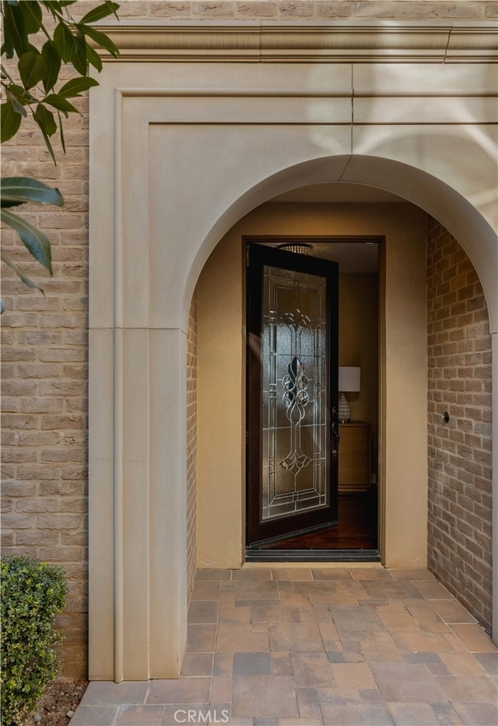 33 Jasper - Photo 2