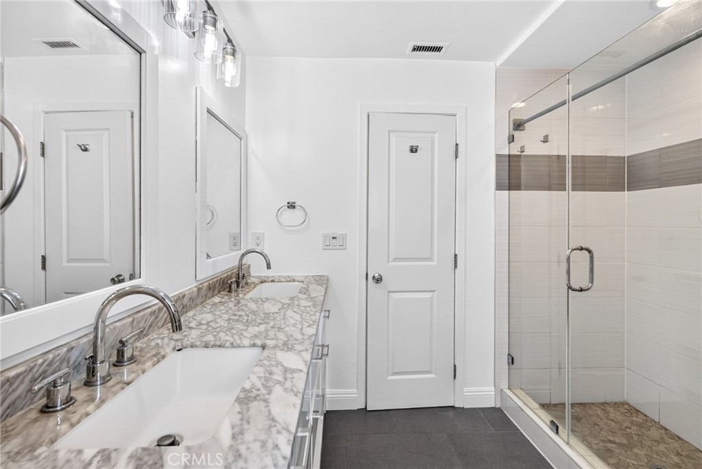 2860 Pacific - Photo 11