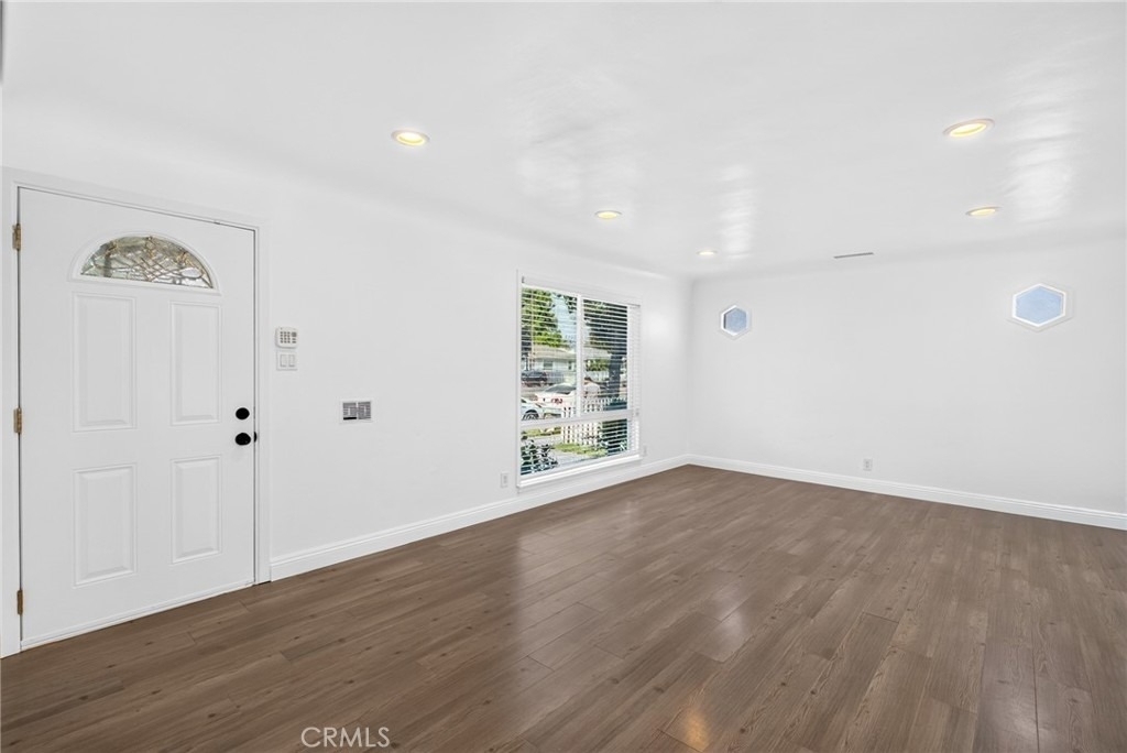 2860 Pacific - Photo 4