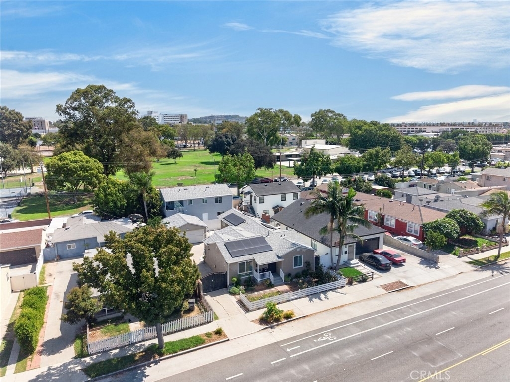 2860 Pacific - Photo 39