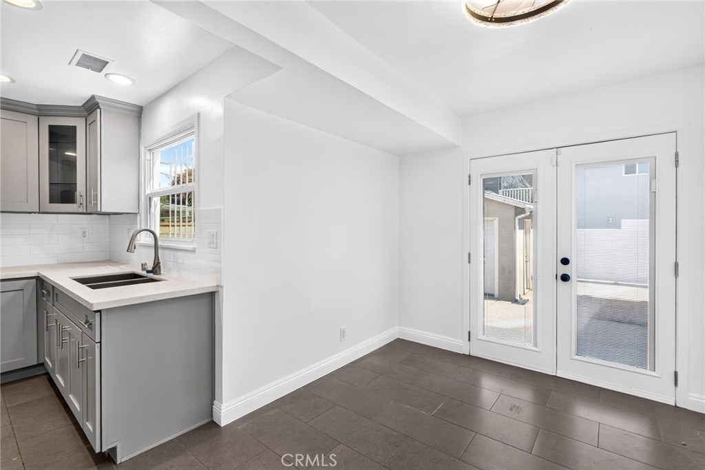 2860 Pacific - Photo 30