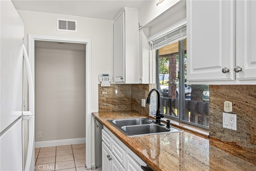 23306 Caminito Marcial - Photo 6