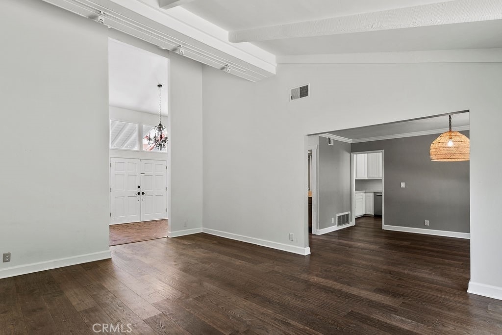 10942 Harrogate Place - Photo 6