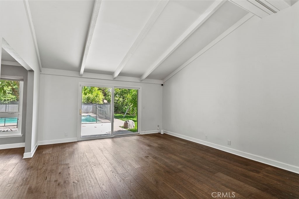 10942 Harrogate Place - Photo 5