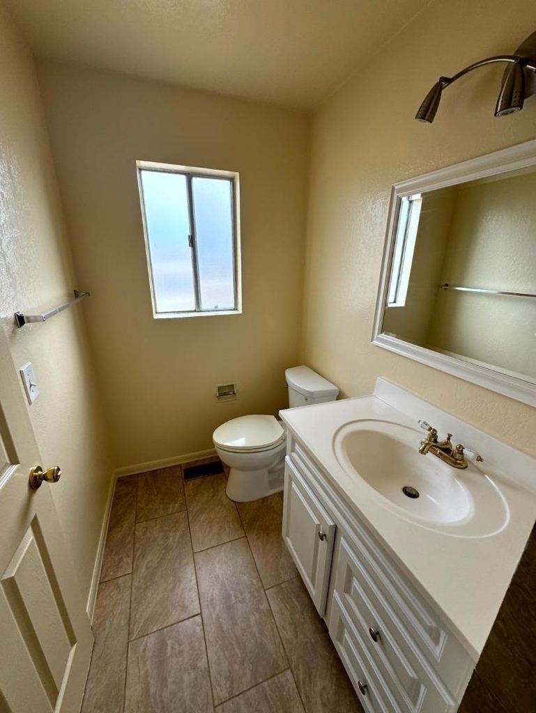 487 Larson Court - Photo 17