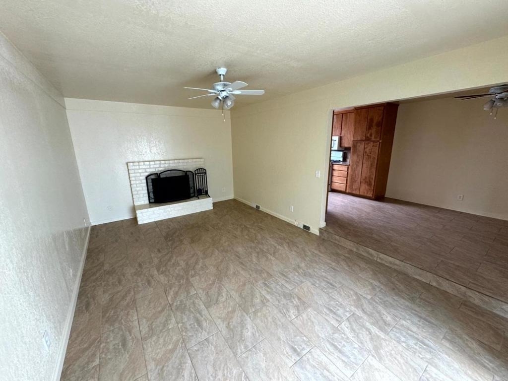 487 Larson Court - Photo 4