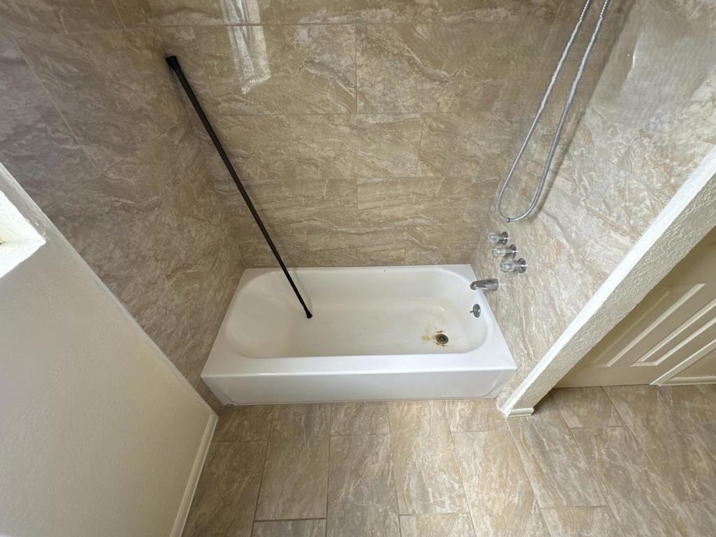 487 Larson Court - Photo 9