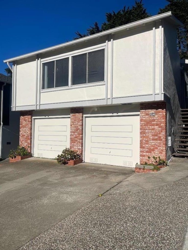 4250 Callan Boulevard - Photo 1