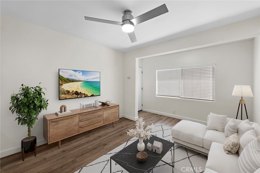 334 N Coast - Photo 1