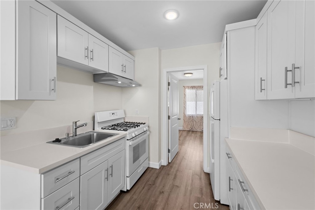 334 N Coast - Photo 3