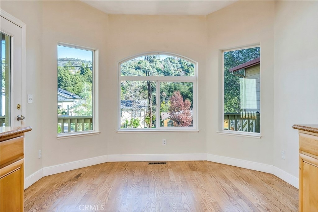 18161 Deer Hill Road - Photo 6