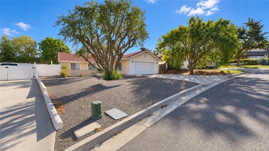 23040 Pheasant Drive - Photo 1