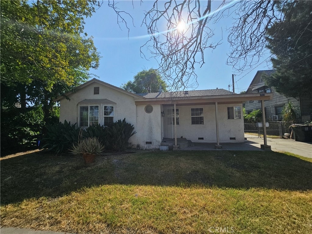 1512 N Pershing - Photo 0