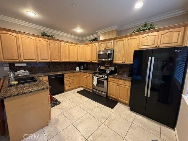 1200 E Highland - Photo 7