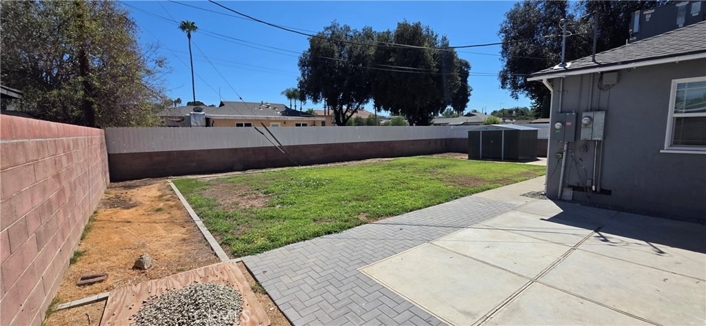 1498 Powell Way - Photo 18