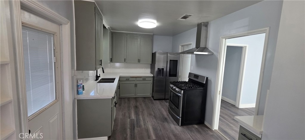 1498 Powell Way - Photo 3