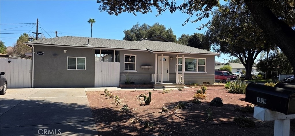 1498 Powell Way - Photo 17