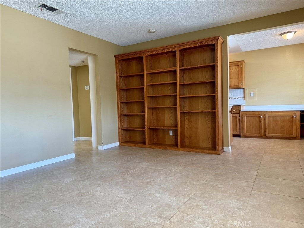 2364 San Padre Avenue - Photo 6