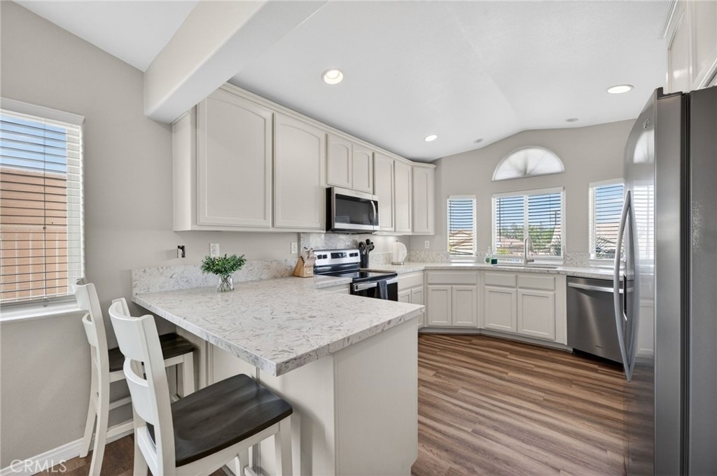 12828 Miracle Hill - Photo 16