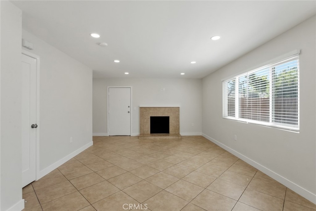 2963 Elgin Drive - Photo 7