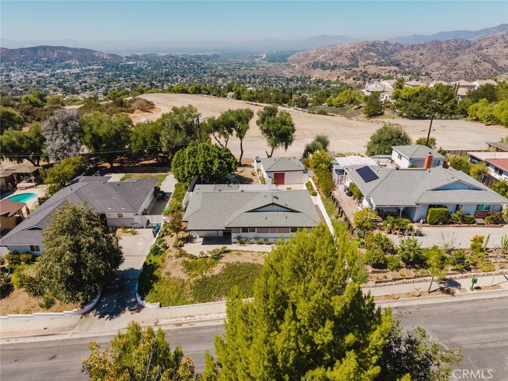 11017 Sevenhills Drive - Photo 1