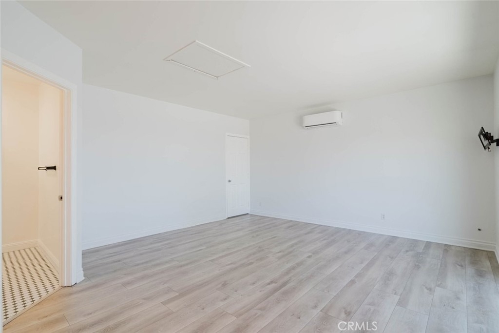 11017 Sevenhills Drive - Photo 4