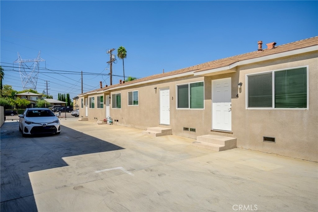 6250 Vineland Avenue - Photo 12