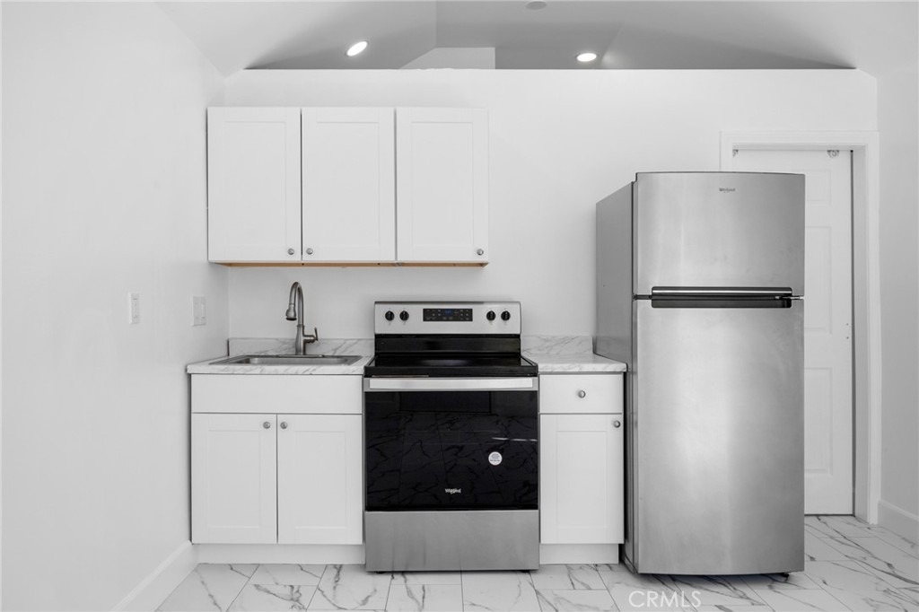 359 W Garfield Avenue - Photo 7