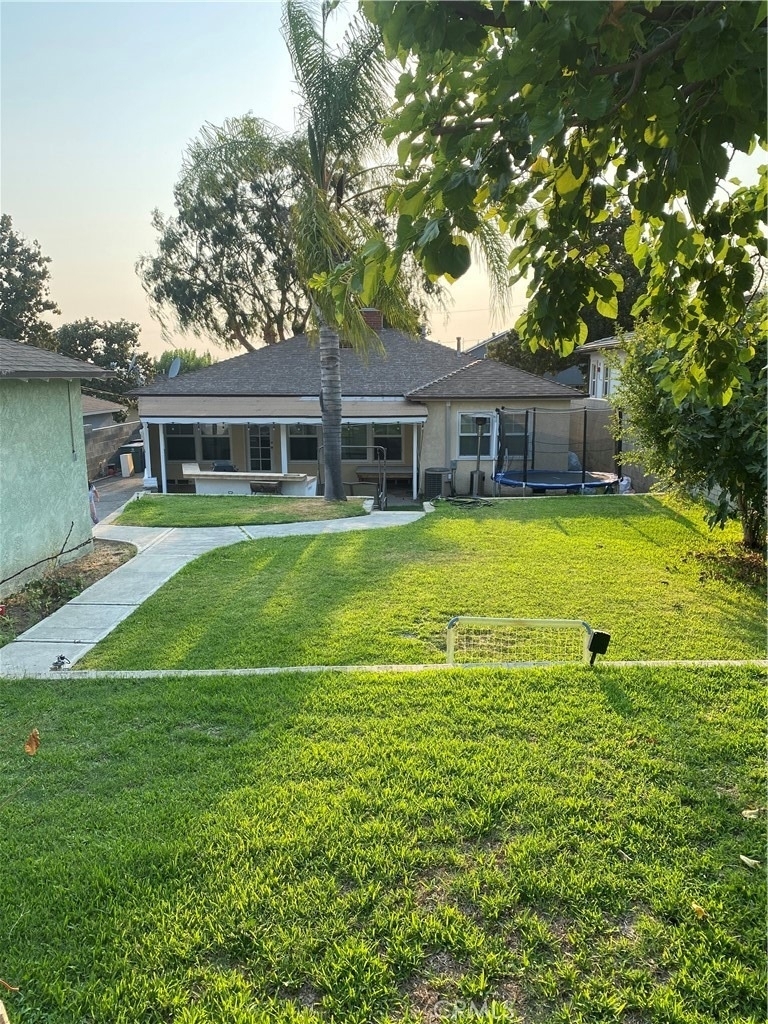 2812 N Myers - Photo 3