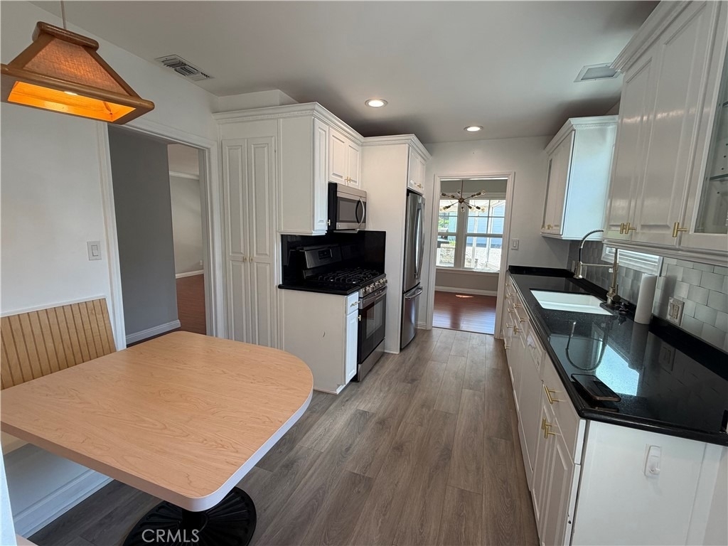 2812 N Myers - Photo 1
