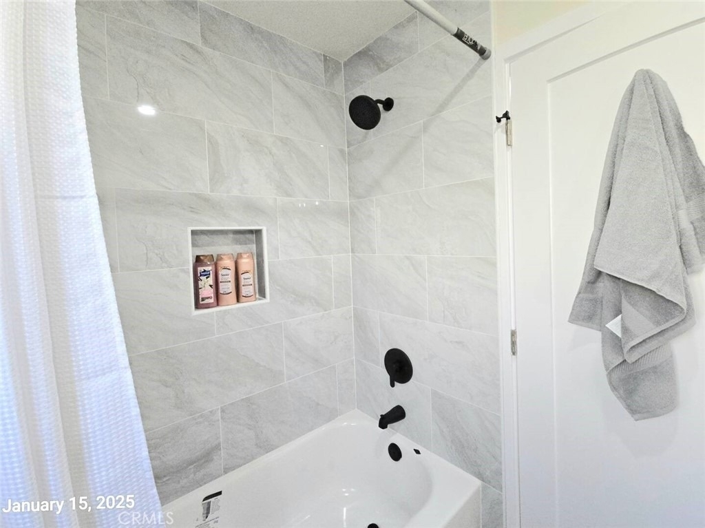 10920 1/2 S Inglewood Avenue - Photo 6