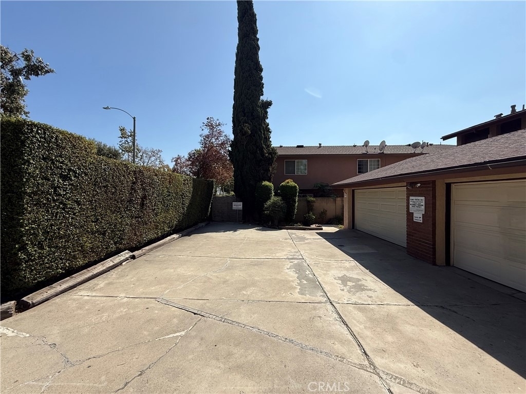 854 N Glassell Street - Photo 2