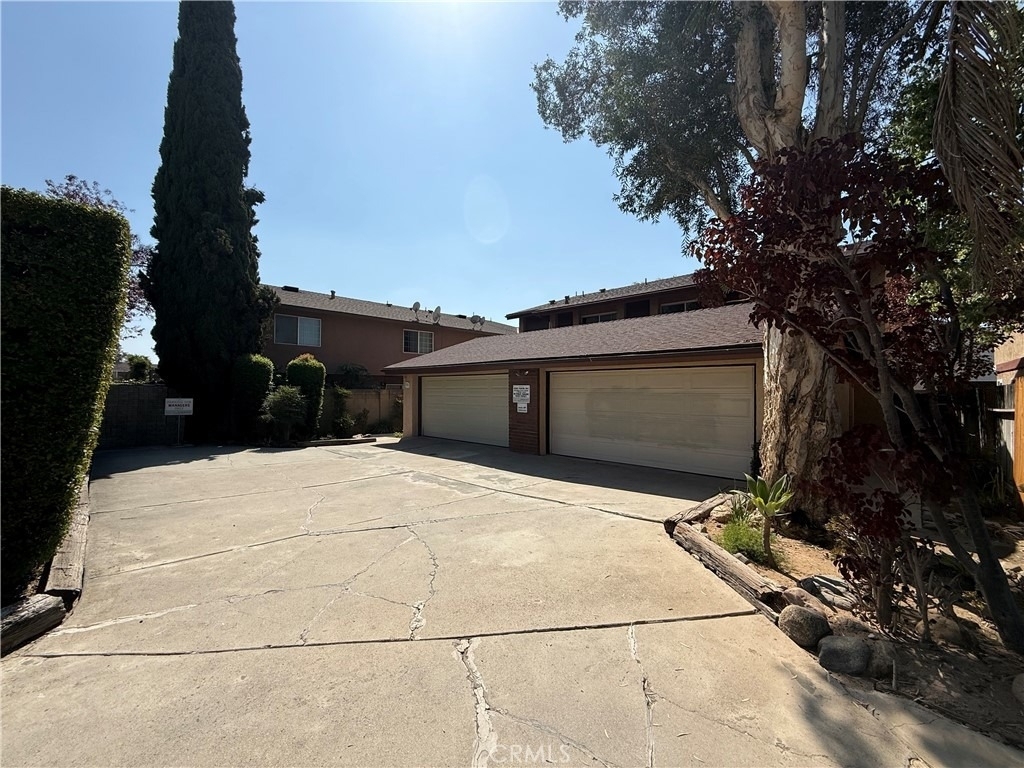 854 N Glassell Street - Photo 1